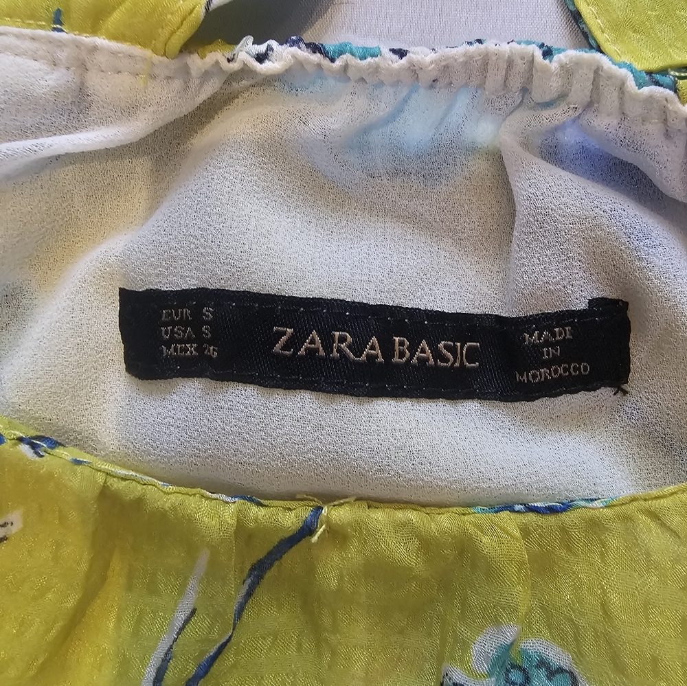 Zara Basic Top ( Size S) - image 7